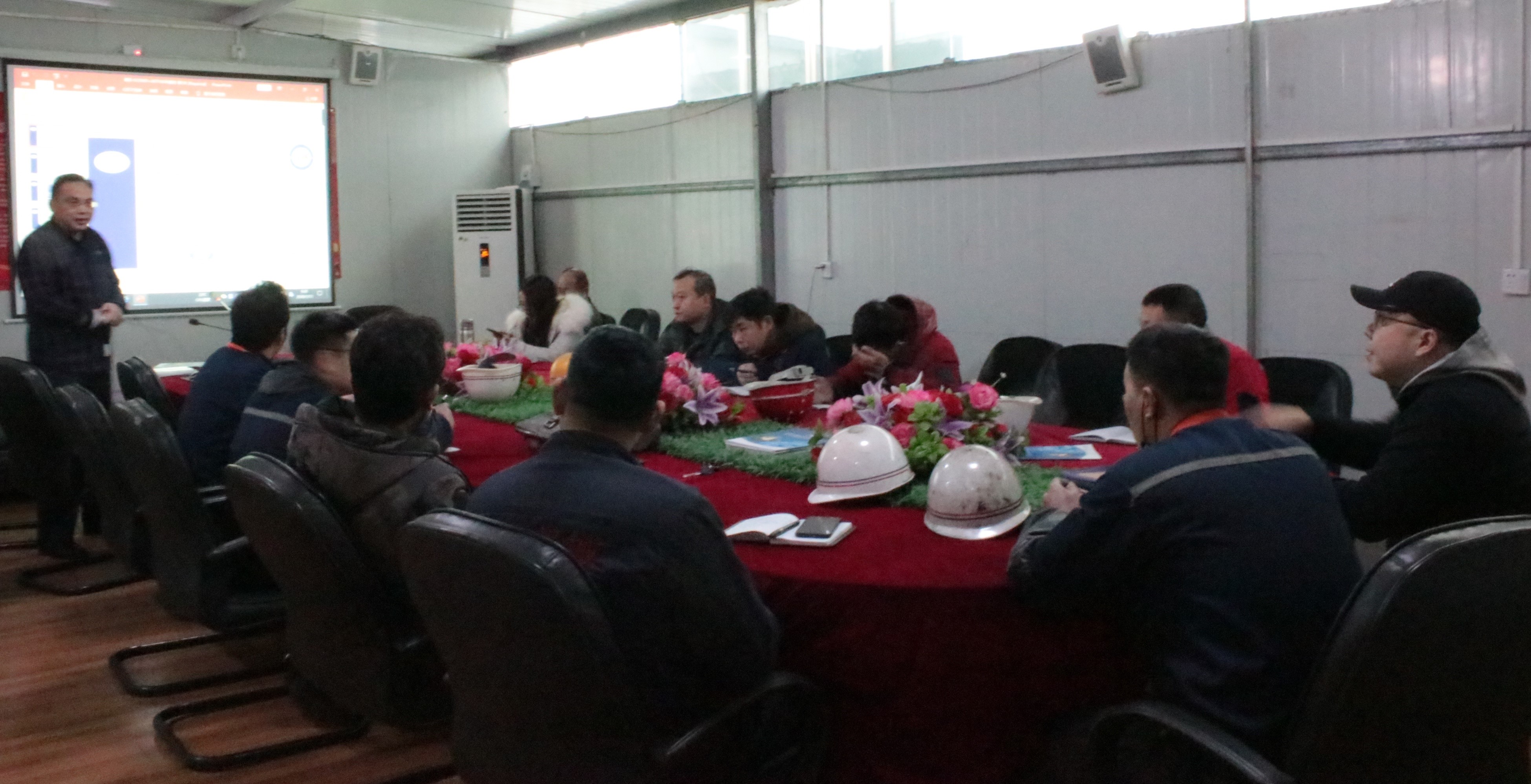 嘉禾福順機(jī)械實業(yè)有限公司,五金工具,建筑材料,工業(yè)風(fēng)扇配件